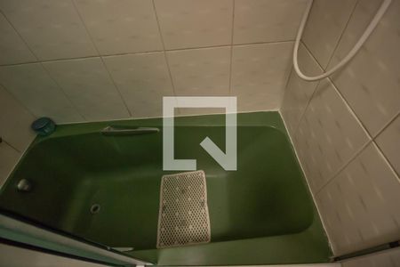 Casa à venda com 268m², 4 quartos e 4 vagasBanheiro da Suíte - Banheira