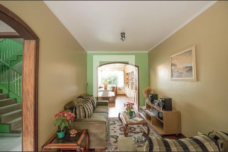 Casa à venda com 268m², 4 quartos e 4 vagasSala de Estar