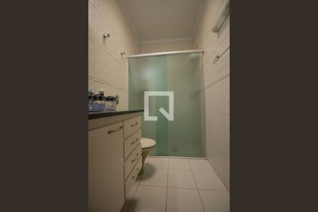 Casa à venda com 268m², 4 quartos e 4 vagasBanheiro 1