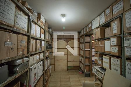 Casa à venda com 268m², 4 quartos e 4 vagasGaragem