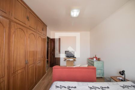 Casa à venda com 268m², 4 quartos e 4 vagasQuarto 2