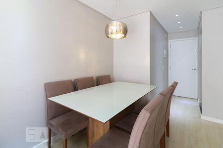 Sala de apartamento para alugar com 2 quartos, 50m² em Jardim Roberto, Osasco