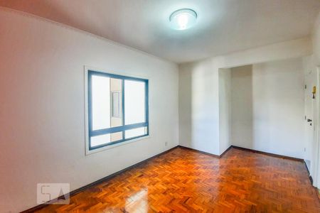 Apartamento à venda com 65m², 2 quartos e 1 vagaSala