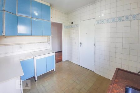 Apartamento à venda com 65m², 2 quartos e 1 vagaCozinha