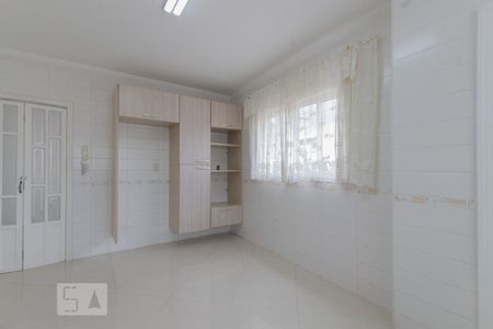 Casa à venda com 350m², 4 quartos e 5 vagas Casa à venda com 350m², 4 quartos e 5 vagasCozinha