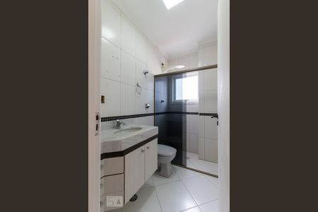 Casa à venda com 350m², 4 quartos e 5 vagas Casa à venda com 350m², 4 quartos e 5 vagasBanheiro da Suíte 3