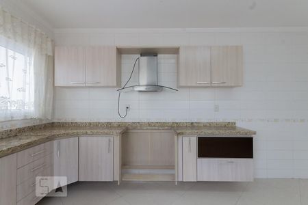 Casa à venda com 350m², 4 quartos e 5 vagas Casa à venda com 350m², 4 quartos e 5 vagasCozinha