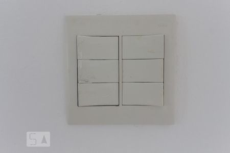 Casa à venda com 350m², 4 quartos e 5 vagas Casa à venda com 350m², 4 quartos e 5 vagasSala