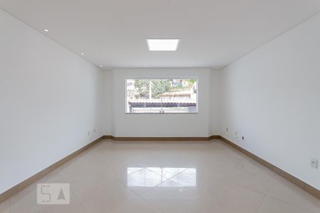 Sala de casa à venda com 4 quartos, 350m² em Vila Maria Alta, São Paulo
