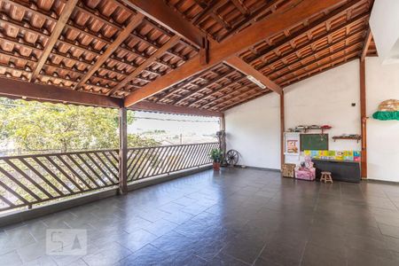 Casa à venda com 172m², 3 quartos e 4 vagasVaranda da Sala