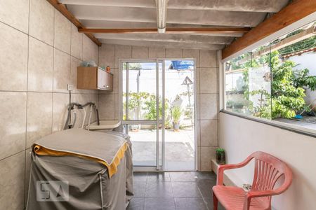 Casa à venda com 172m², 3 quartos e 4 vagasÁrea de Serviço