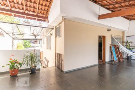 Casa à venda com 172m², 3 quartos e 4 vagas Casa à venda com 172m², 3 quartos e 4 vagasVaranda da Sala