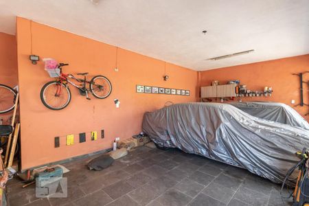 Casa à venda com 172m², 3 quartos e 4 vagasGaragem