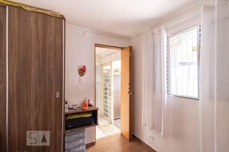 Casa à venda com 172m², 3 quartos e 4 vagasQuarto 2