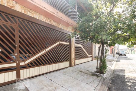 Casa à venda com 172m², 3 quartos e 4 vagasFachada