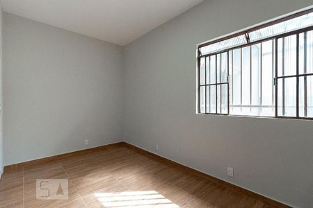 Quarto 2 de casa à venda com 3 quartos, 150m² em Ipiranga, Belo Horizonte