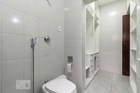 Casa à venda com 150m², 3 quartos e 5 vagasBanheiro da Suíte
