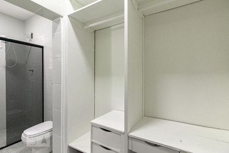 Closet da suíte de casa à venda com 3 quartos, 150m² em Ipiranga, Belo Horizonte