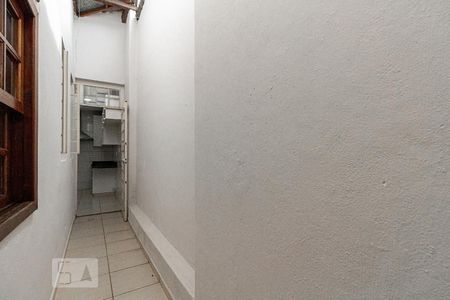 Casa à venda com 150m², 3 quartos e 5 vagasCorredor