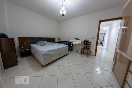 Casa à venda com 168m², 3 quartos e 2 vagasQuarto 1