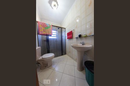 Casa à venda com 168m², 3 quartos e 2 vagasBanheiro 2