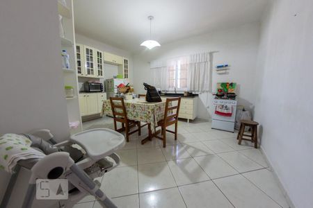 Casa à venda com 168m², 3 quartos e 2 vagasQuarto 3