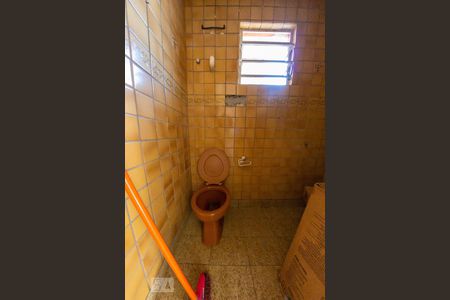 Casa à venda com 168m², 3 quartos e 2 vagasBanheiro 3