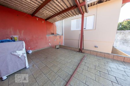 Casa à venda com 168m², 3 quartos e 2 vagasÁrea de Serviço
