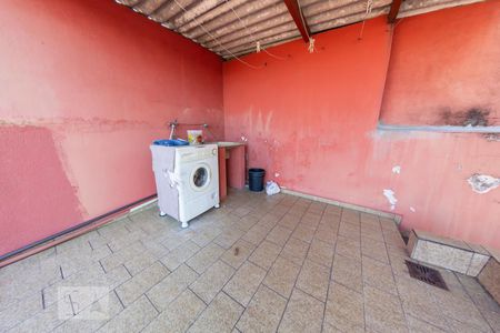 Casa à venda com 168m², 3 quartos e 2 vagasÁrea de Serviço