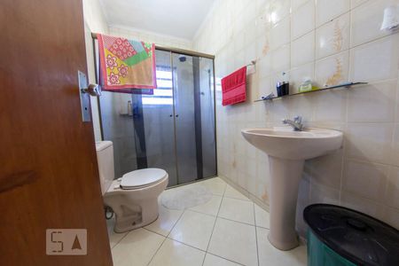 Casa à venda com 168m², 3 quartos e 2 vagasBanheiro 2