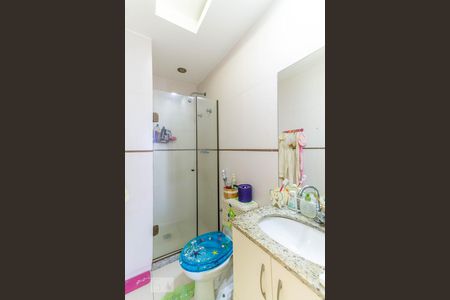 Apartamento à venda com 66m², 2 quartos e 1 vagaBanheiro Social