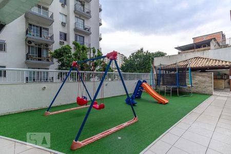 Apartamento à venda com 66m², 2 quartos e 1 vagaÁrea Comum - Playground