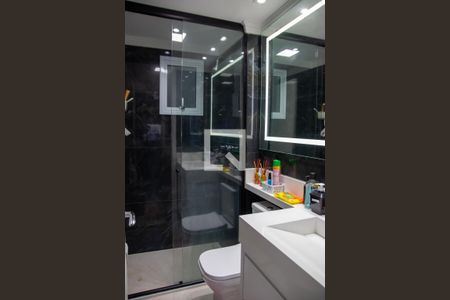 Apartamento à venda com 62m², 2 quartos e 1 vaga Apartamento à venda com 62m², 2 quartos e 1 vagaBanheiro 2