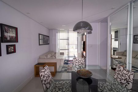 Sala de apartamento à venda com 3 quartos, 67m² em Vila Bela, São Paulo