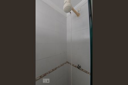 Casa à venda com 180m², 4 quartos e 2 vagas Casa à venda com 180m², 4 quartos e 2 vagasBanheiro de Serviço