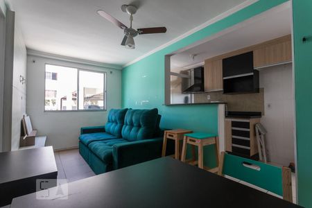 Sala de apartamento para alugar com 2 quartos, 46m² em Chácara Jafet, Mogi das Cruzes