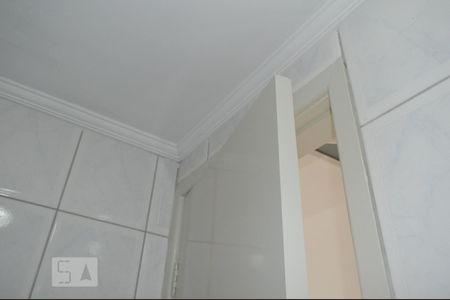 Banheiro de apartamento à venda com 2 quartos, 58m² em Vila Mazzei, São Paulo
