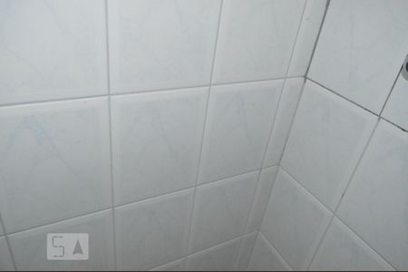 Banheiro de apartamento à venda com 2 quartos, 58m² em Vila Mazzei, São Paulo