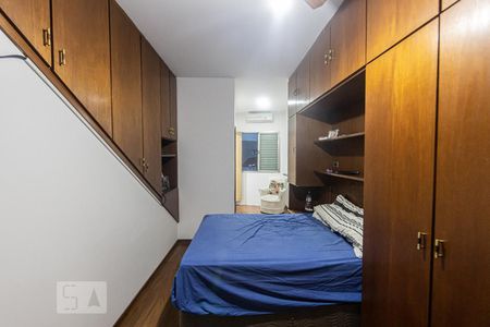 Quarto 1 de casa à venda com 2 quartos, 130m² em Vila Bertioga, São Paulo