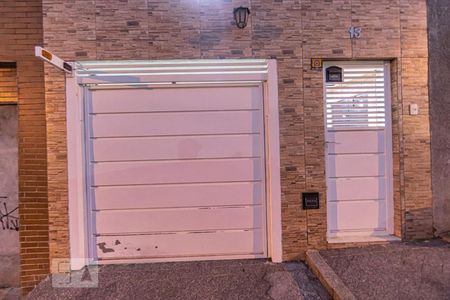 Casa à venda com 130m², 2 quartos e 1 vagaFachada