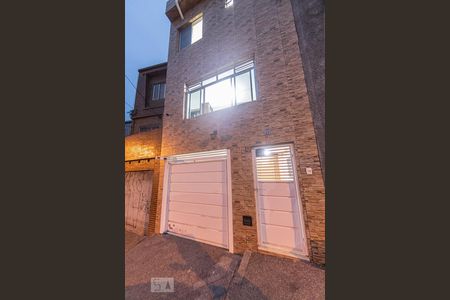 Casa à venda com 130m², 2 quartos e 1 vagaFachada