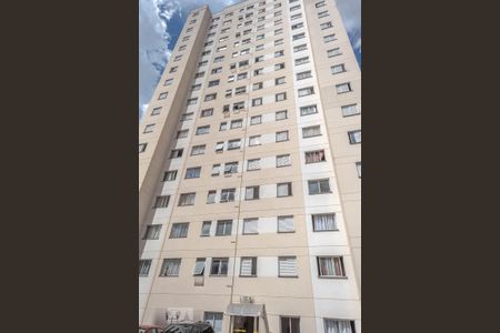 Apartamento para alugar com 47m², 2 quartos e sem vaga Apartamento para alugar com 47m², 2 quartos e sem vagaFachada
