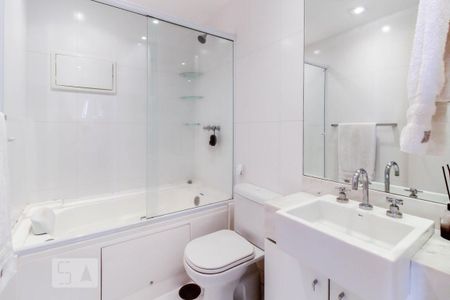 Apartamento para alugar com 55m², 1 quarto e 1 vaga Apartamento para alugar com 55m², 1 quarto e 1 vagaBanheiro