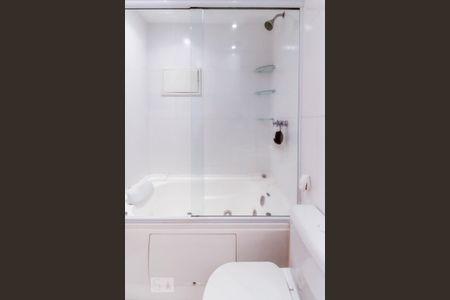 Apartamento para alugar com 55m², 1 quarto e 1 vaga Apartamento para alugar com 55m², 1 quarto e 1 vagaBanheiro