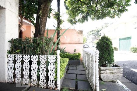 Fachada de casa à venda com 3 quartos, 178m² em Planalto Paulista, São Paulo