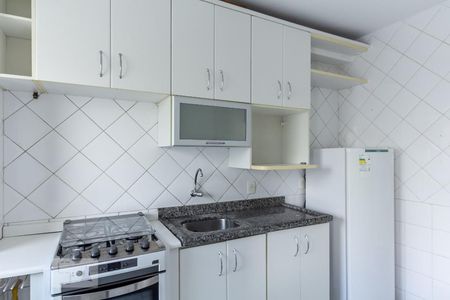 Cozinha de apartamento para alugar com 1 quarto, 50m² em Indianópolis, São Paulo