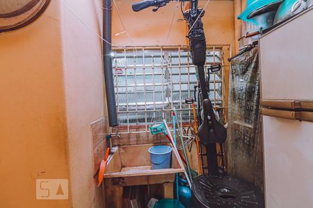 Casa à venda com 118m², 2 quartos e 1 vagaÁrea de Serviço