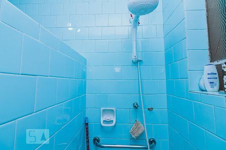 Casa à venda com 118m², 2 quartos e 1 vagaBanheiro