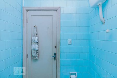 Casa à venda com 118m², 2 quartos e 1 vagaBanheiro