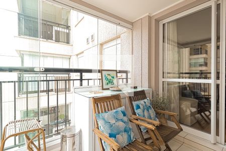 Studio para alugar com 38m², 1 quarto e 1 vaga Studio para alugar com 38m², 1 quarto e 1 vagaVaranda